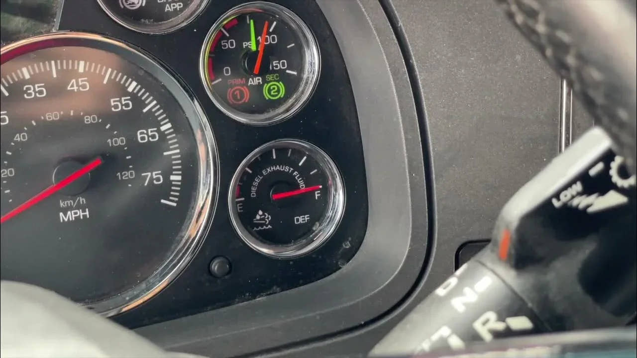 How to Replace the DEF Level Sensor of a Volvo VNL